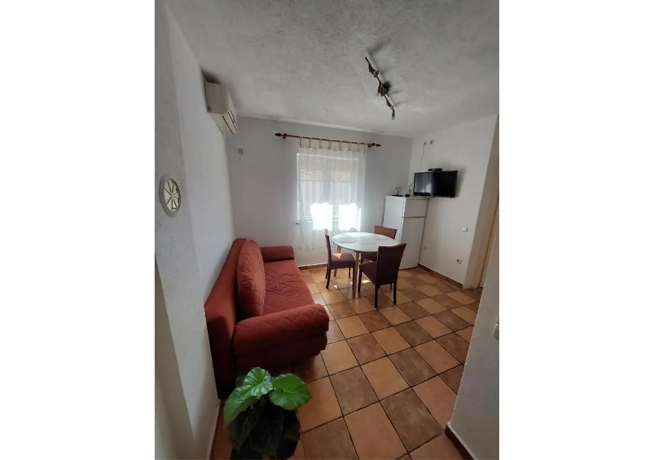 Apartman Dobric Fažana 0*,  クロアチア