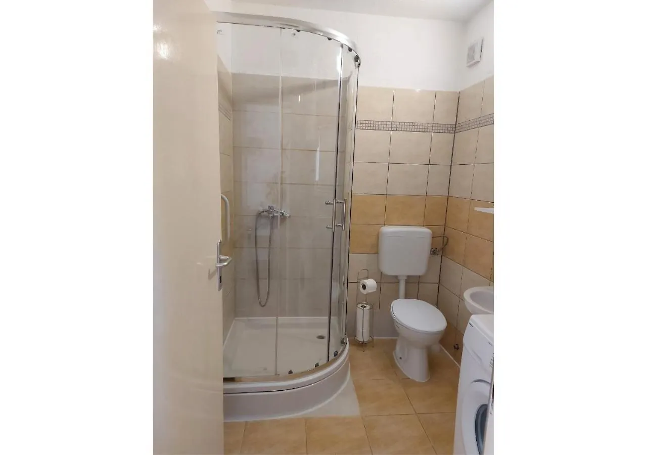Apartman Dobric Fažana 0*,  クロアチア